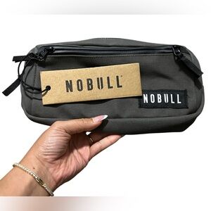 NOBULL Crossbody Bag gray nwt
